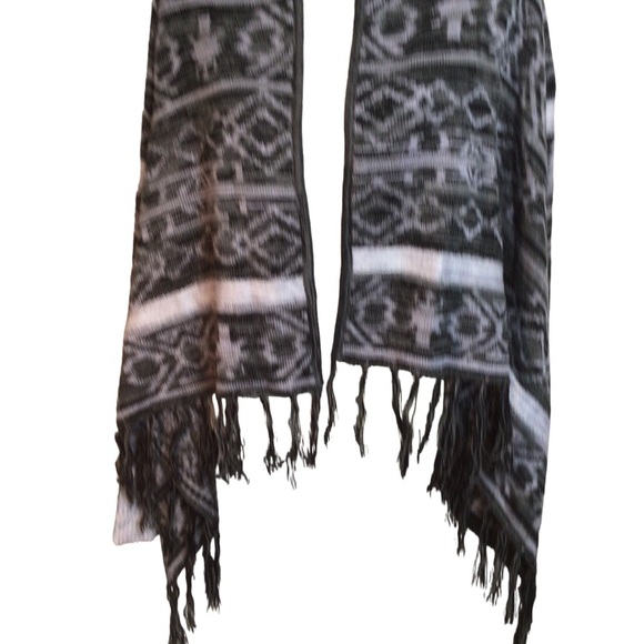 belle du jour Open Fringe Cardigan Women's Size Large NWT - Picture 2 of 9